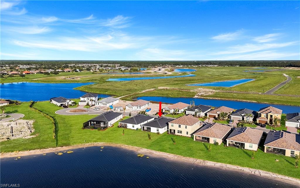 HAMPTON LAKES - Residential