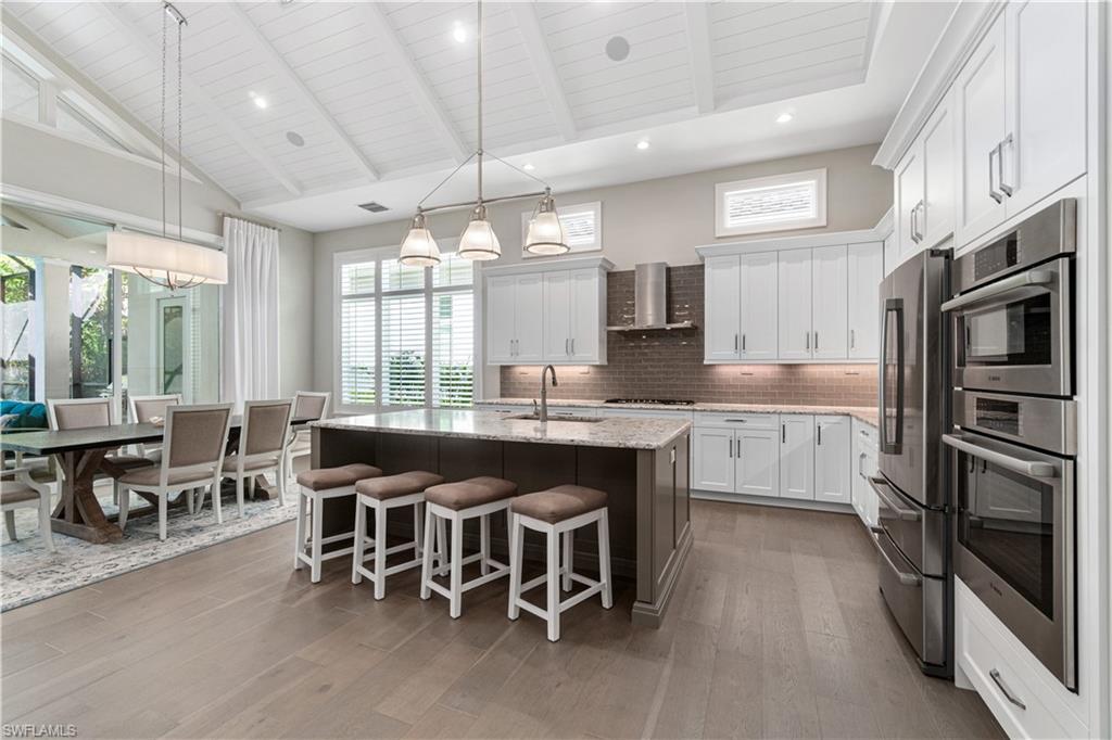 WINDWARD ISLE - Residential