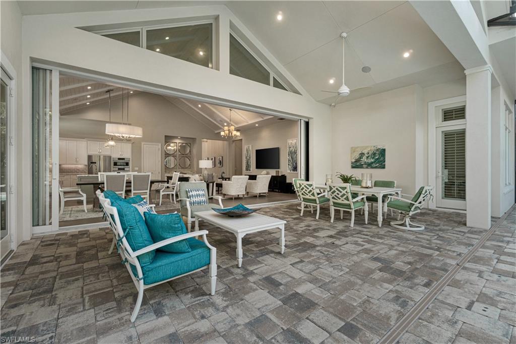 WINDWARD ISLE - Residential