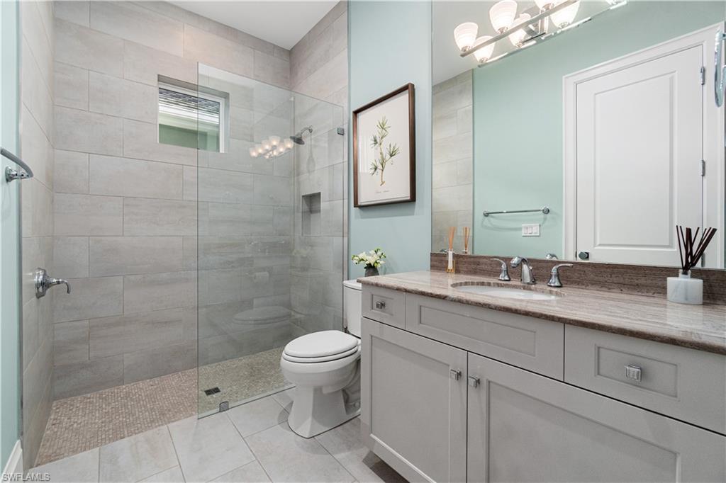 WINDWARD ISLE - Residential