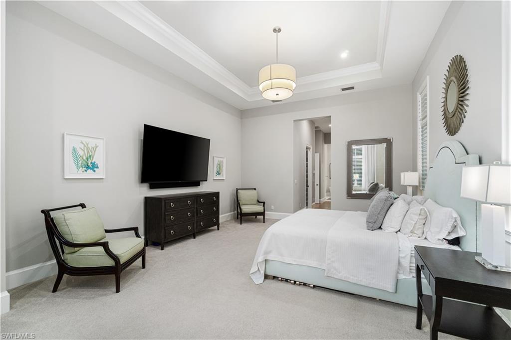 WINDWARD ISLE - Residential