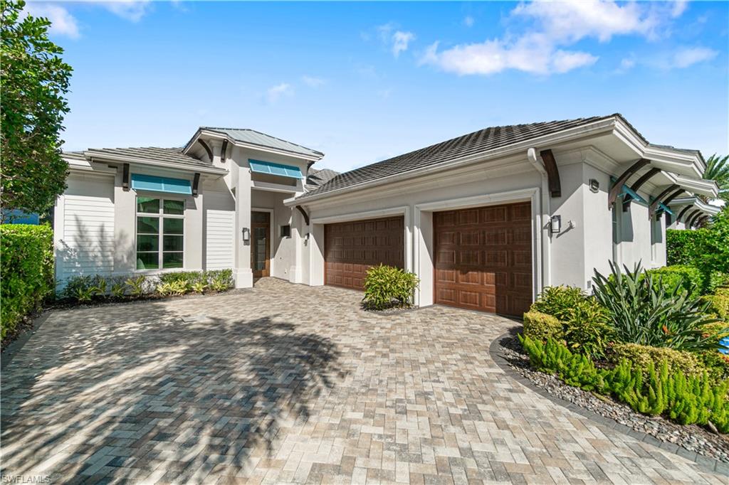 WINDWARD ISLE - Residential