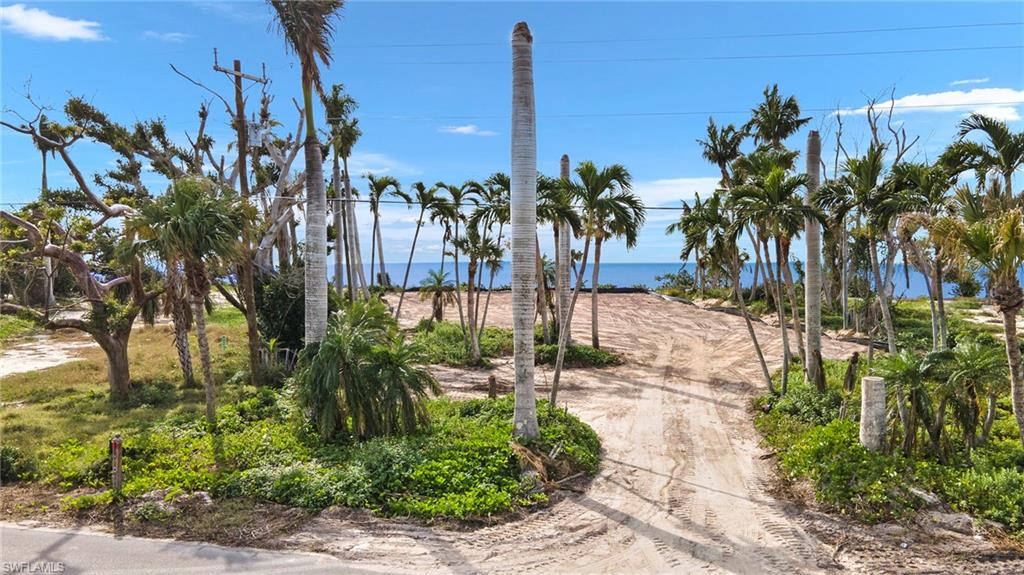 METES AND BOUNDS - Land