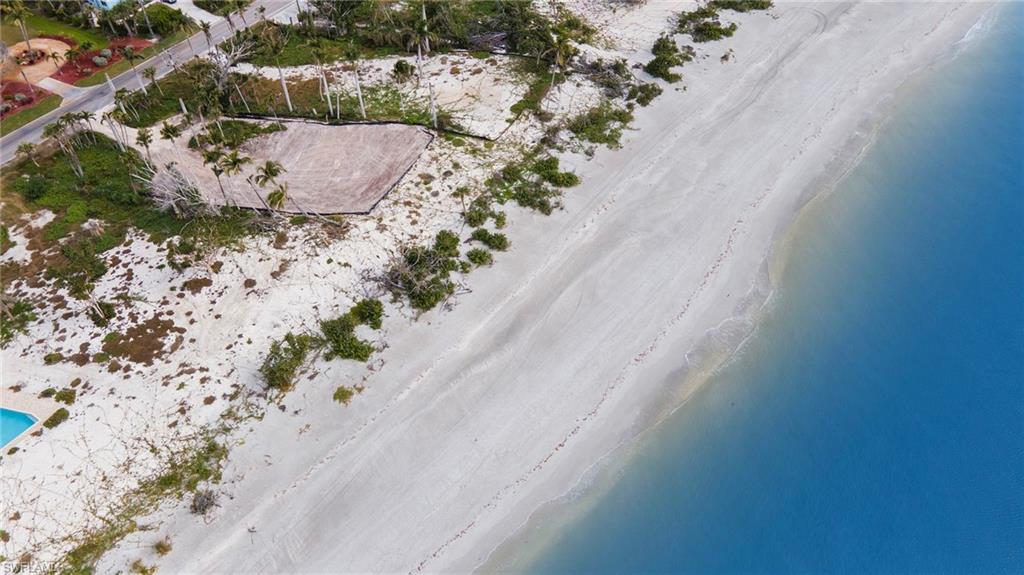 METES AND BOUNDS - Land