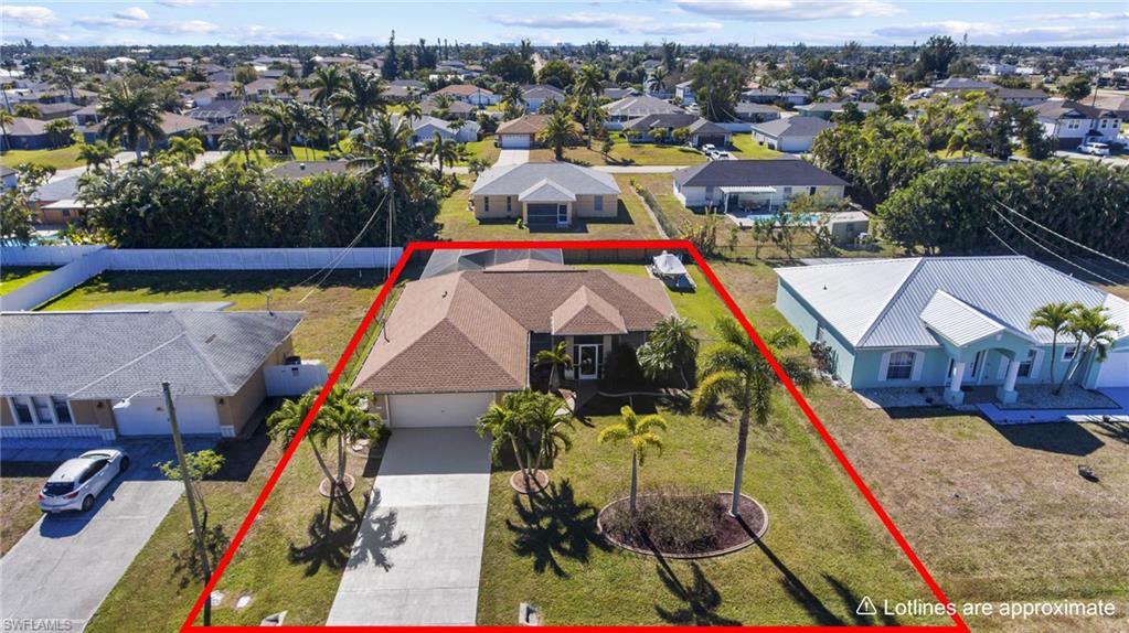 CAPE CORAL - Residential