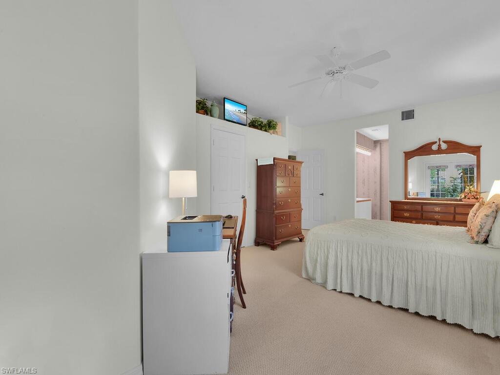 SEVEN OAKS - Residential