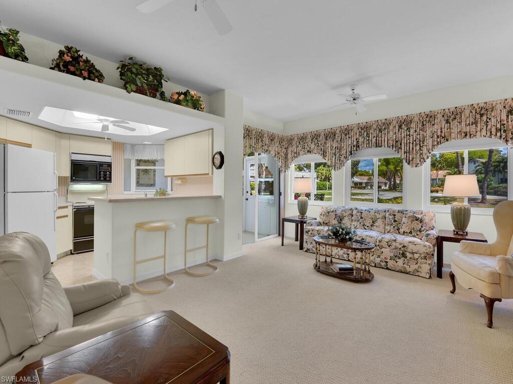 SEVEN OAKS - Residential