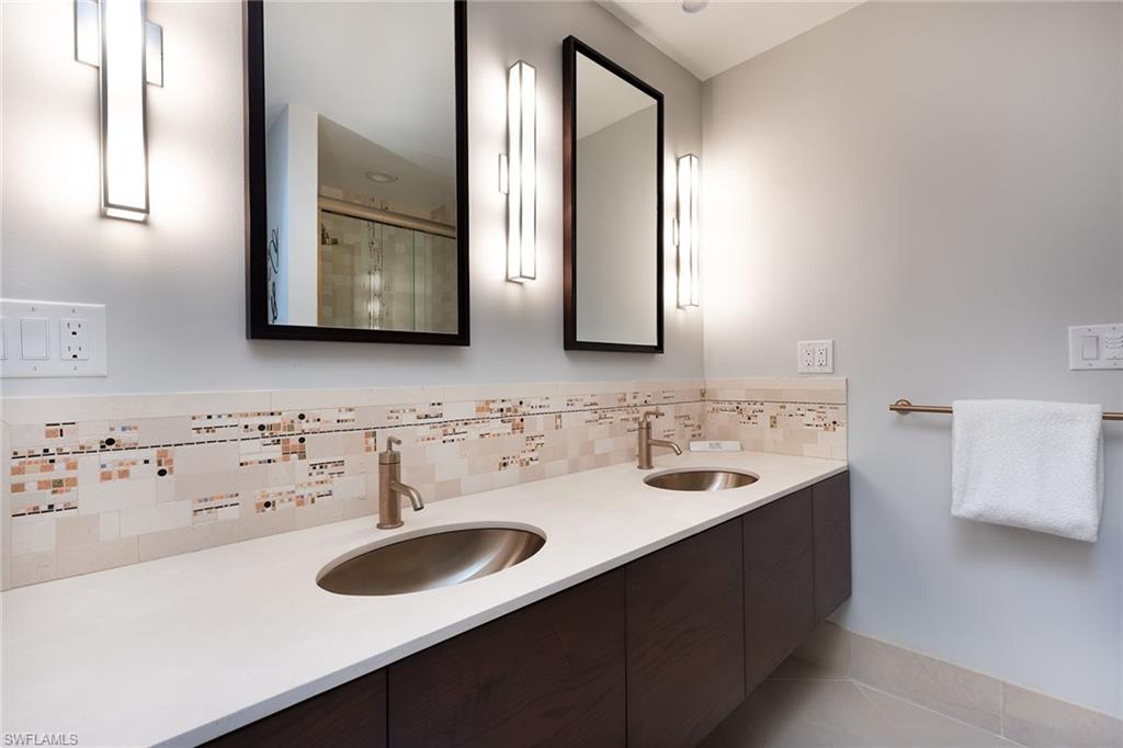 OAKMONT - Residential