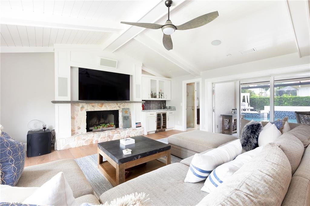 OAKMONT - Residential