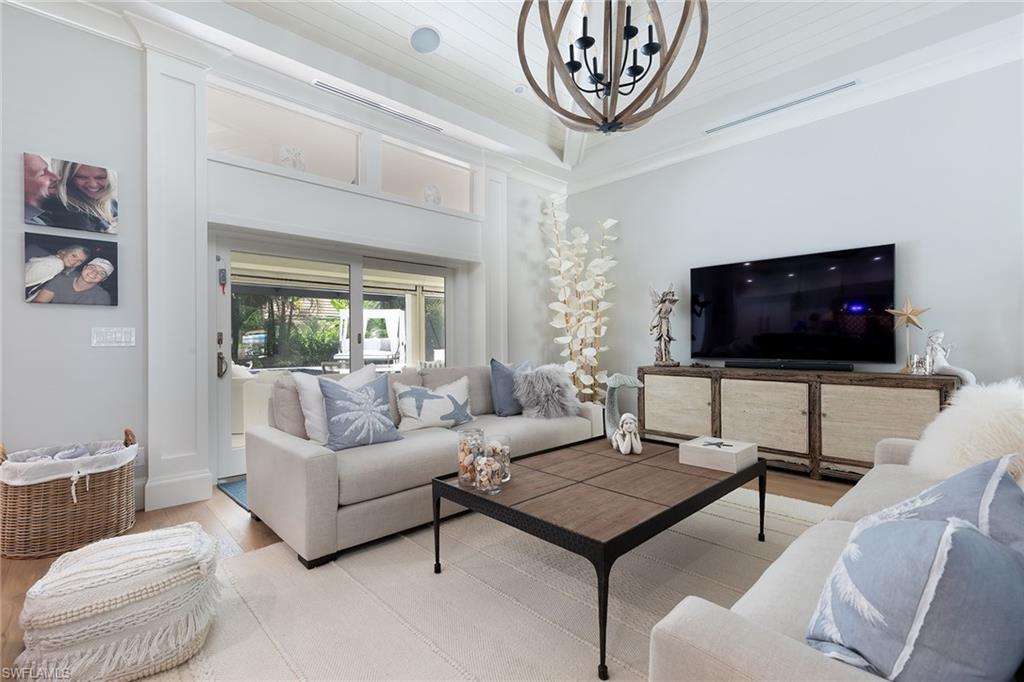 OAKMONT - Residential