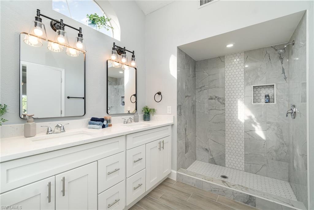 PORT CHARLOTTE - Residential