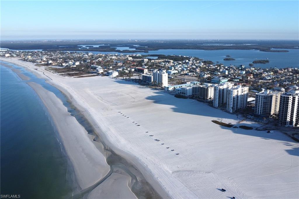 GULLWING BEACH RESORT - Residential