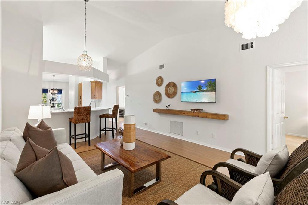 LAUREL OAKS AT PELICAN BAY - Residential