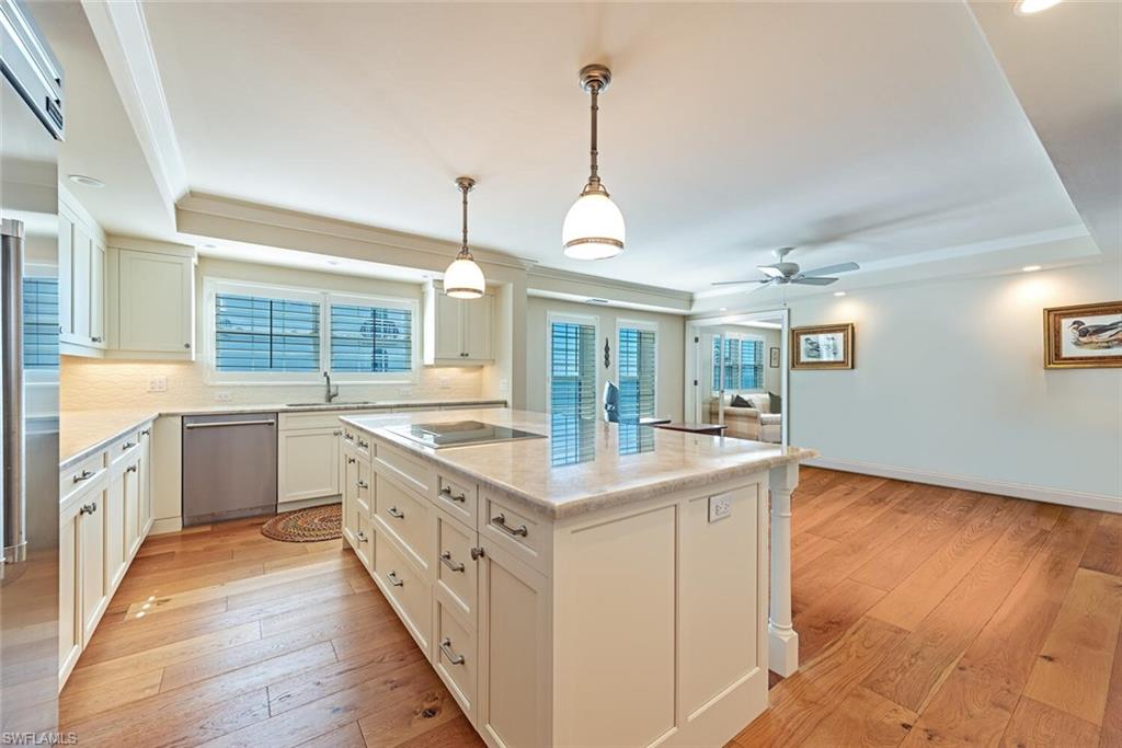 WHITEHALL - Residential