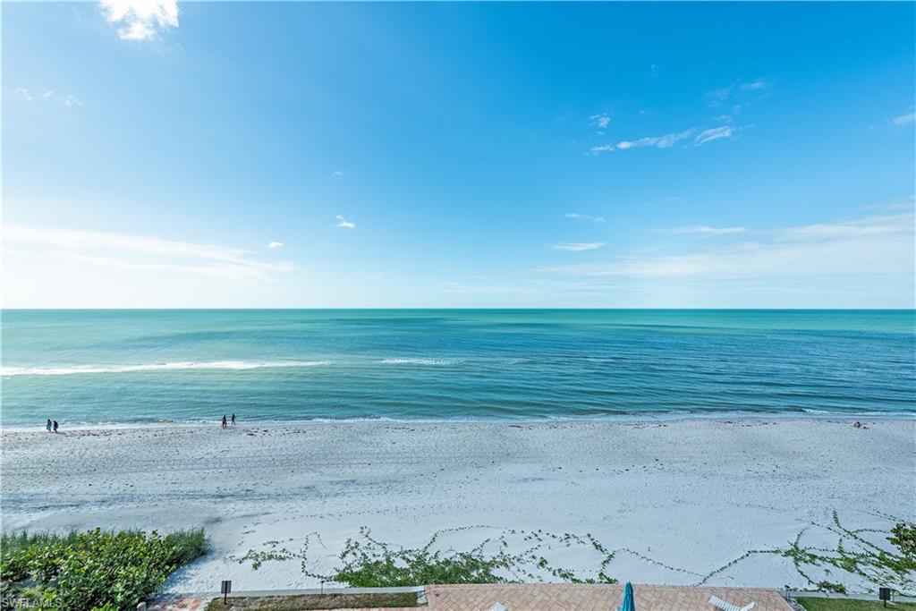 WHITEHALL - Residential