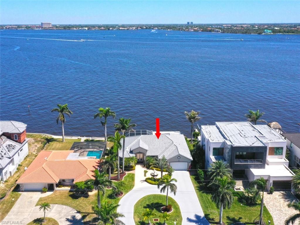 YACHT CLUB - Residential