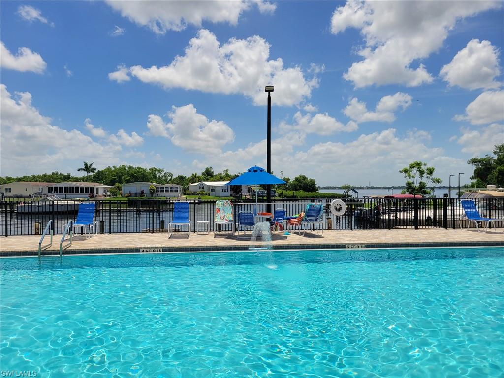 OLD BRIDGE VILLAGE - Residential