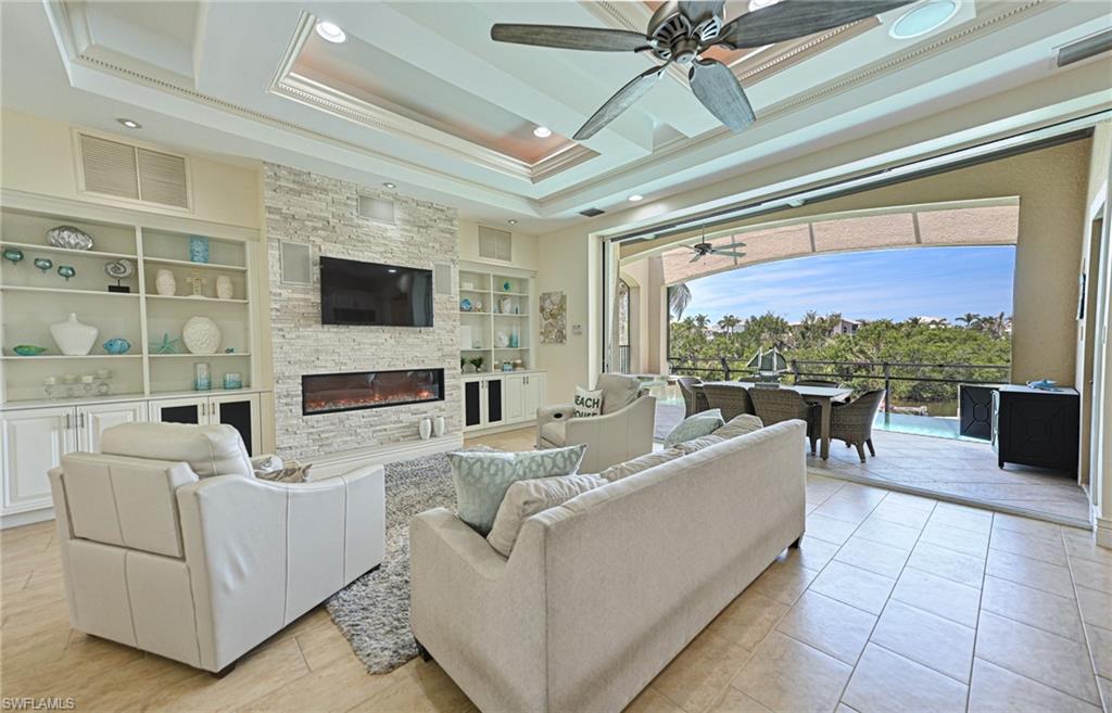 BAREFOOT BAY - Residential