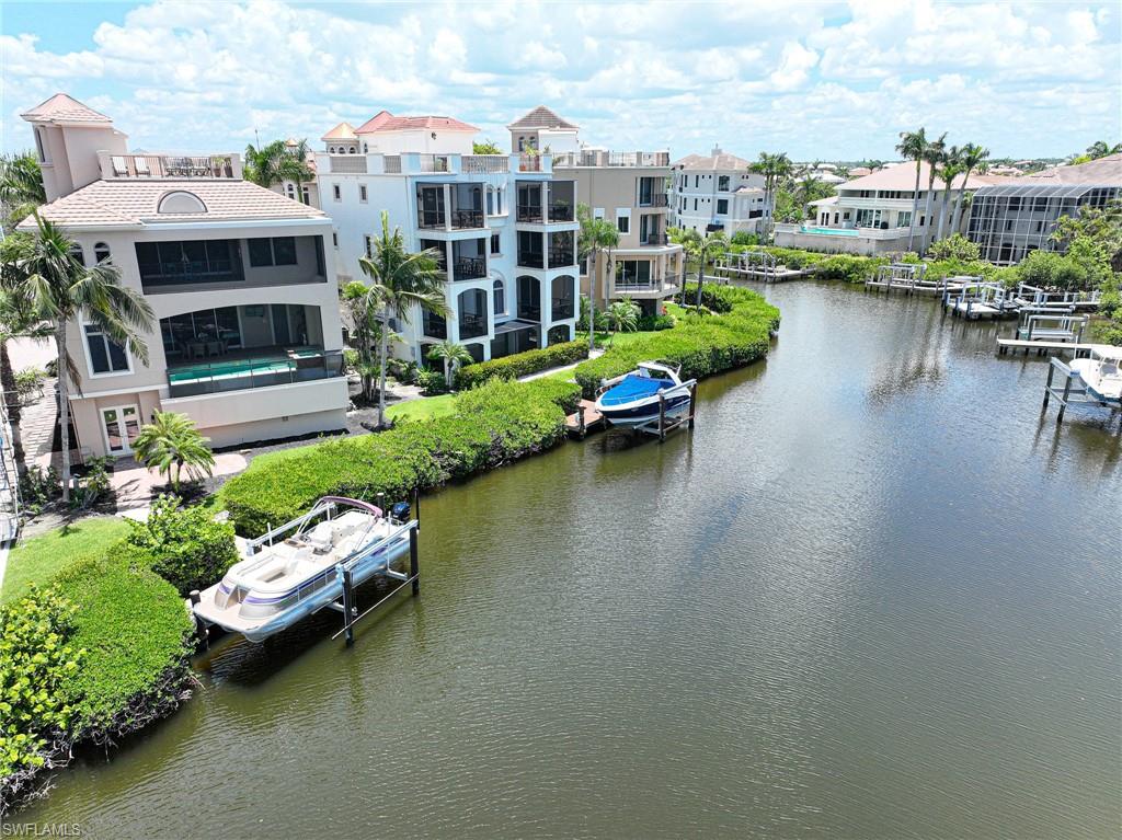 BAREFOOT BAY - Residential