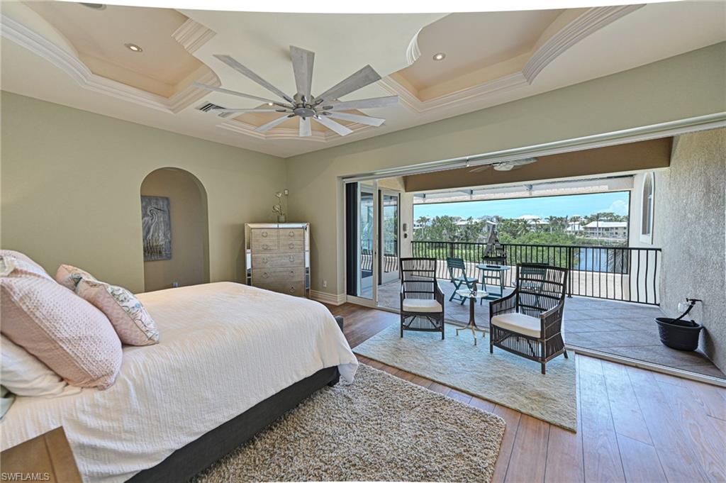 BAREFOOT BAY - Residential