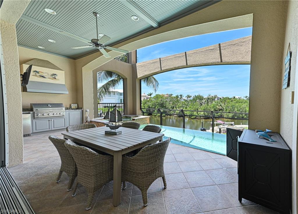 BAREFOOT BAY - Residential