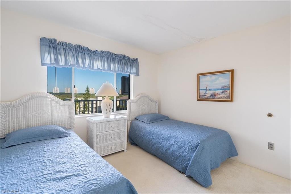 THE EGRET - Residential