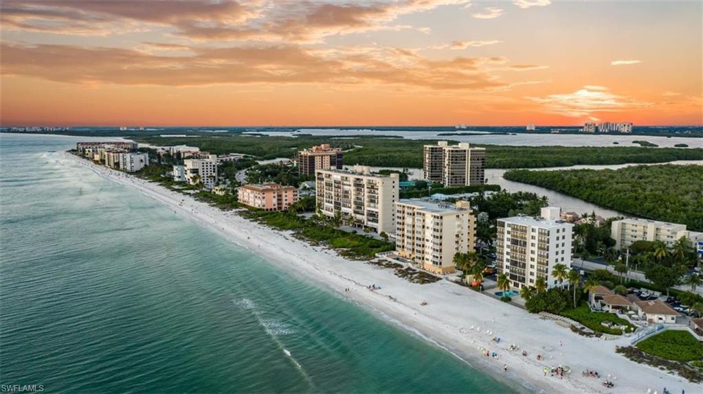 THE EGRET - Residential