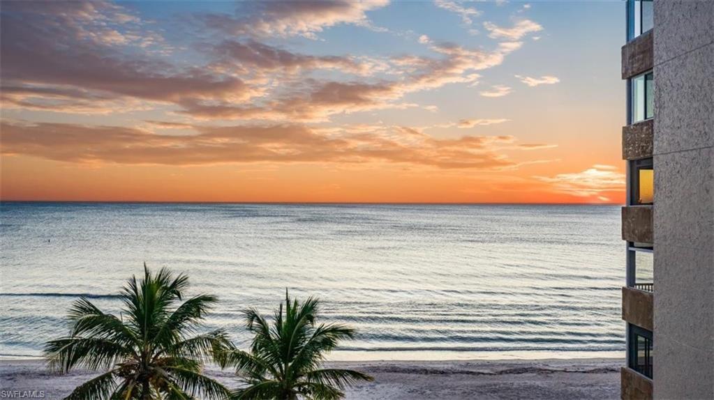 THE EGRET - Residential