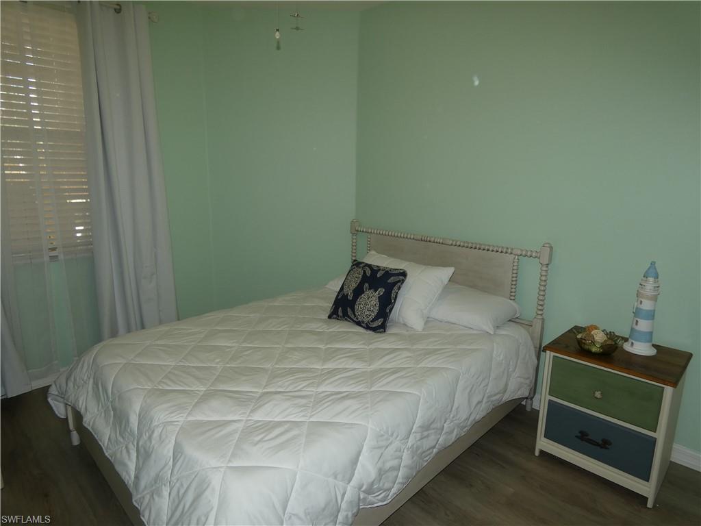 FAIRWAY VILLAS - Residential