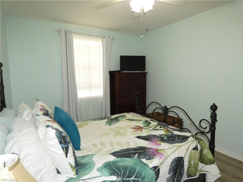 FAIRWAY VILLAS - Residential