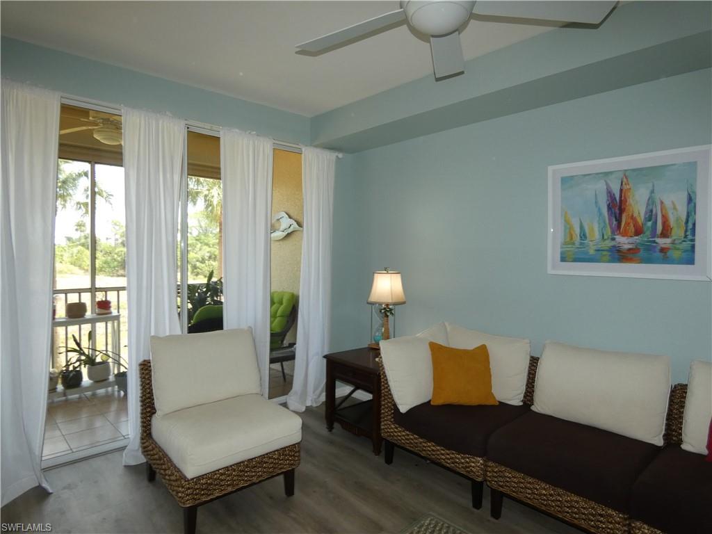 FAIRWAY VILLAS - Residential