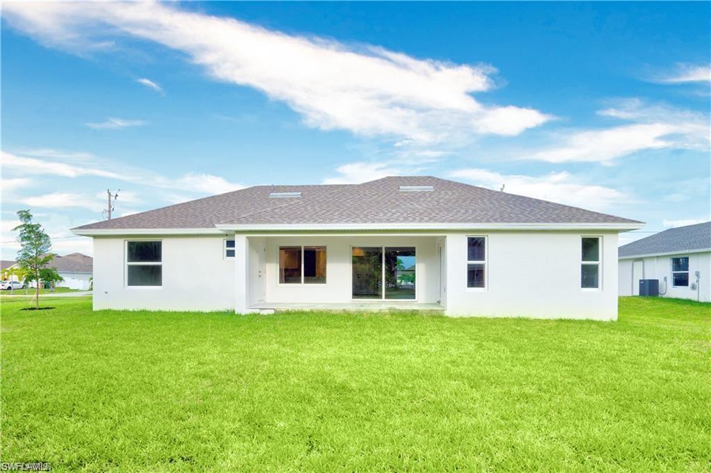 CAPE CORAL - Residential