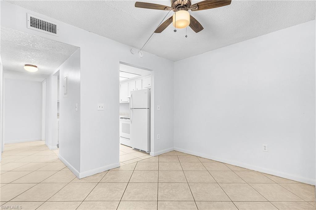 WINDSOR WEST - Residential