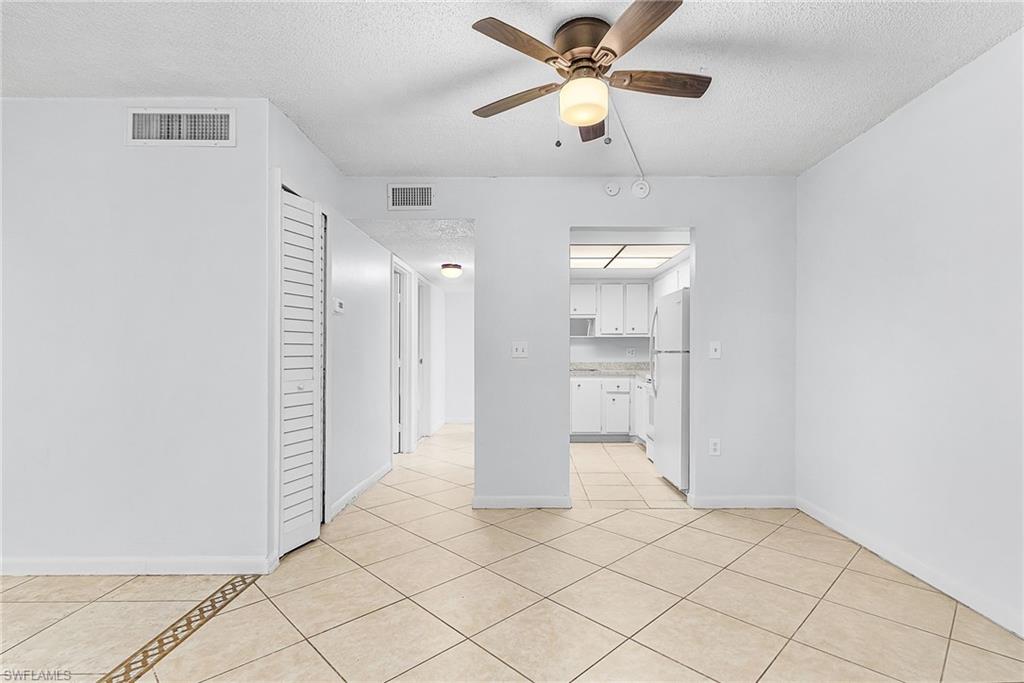 WINDSOR WEST - Residential