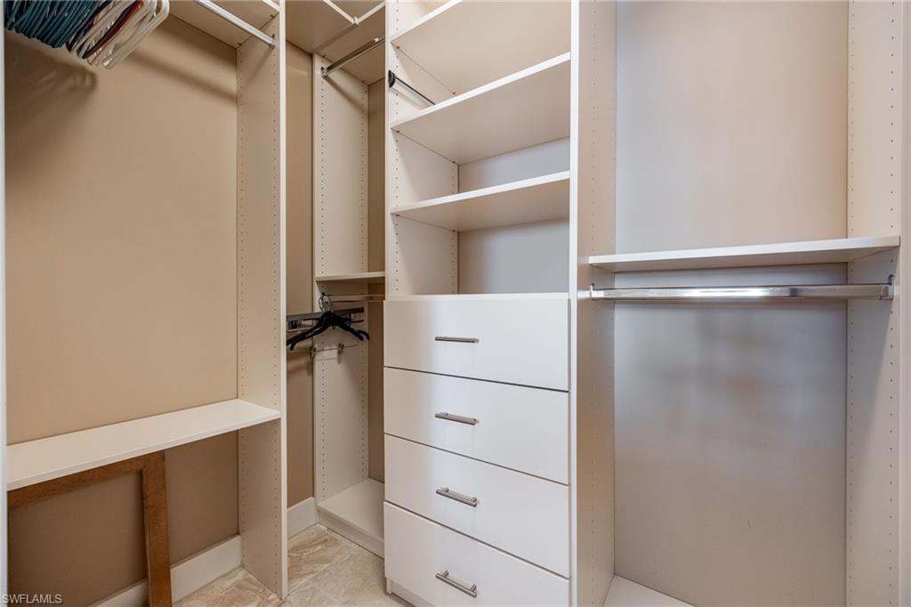 BAREFOOT BEACH CLUB - Residential