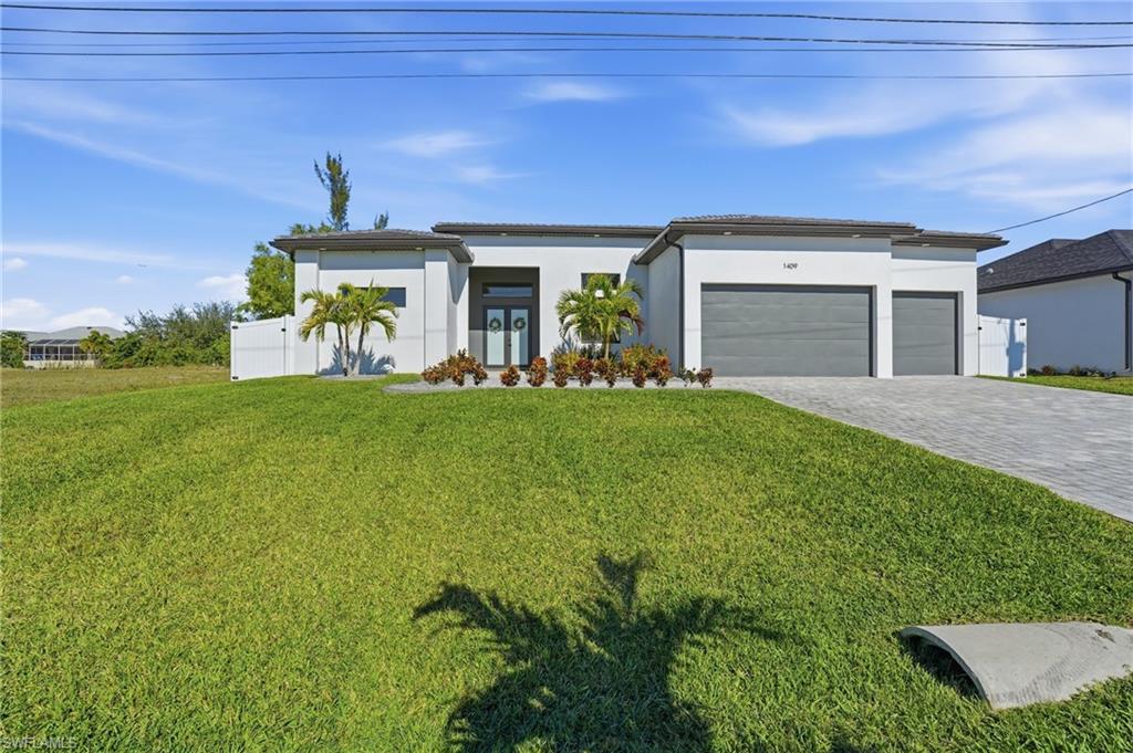 CAPE CORAL - Residential
