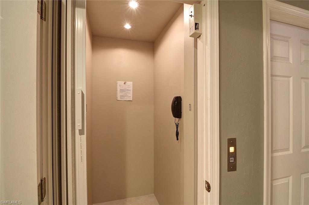 CAPTIVA BEACH - Residential