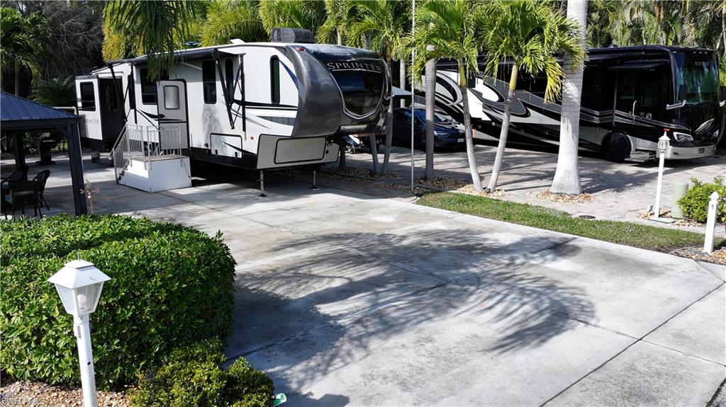 CYPRESS WOODS RV RESORT - Land