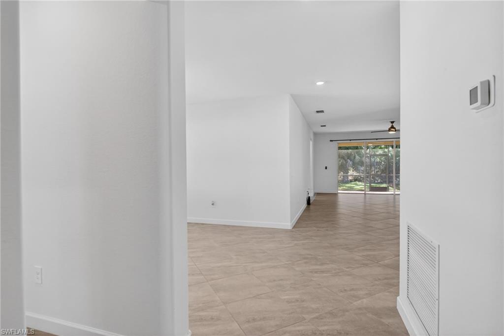 COUNTRY CLUB - Residential