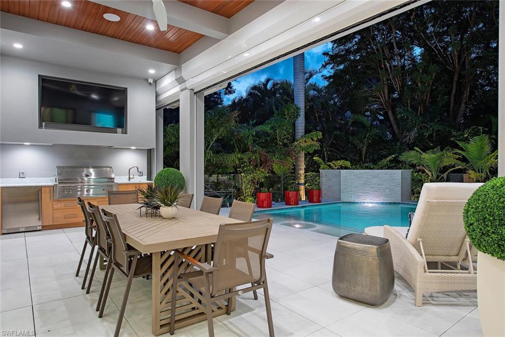 PARK SHORE - Residential