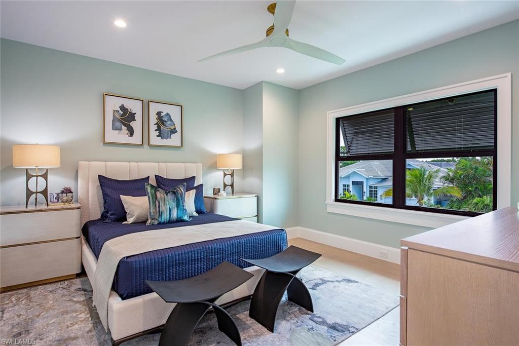 PARK SHORE - Residential