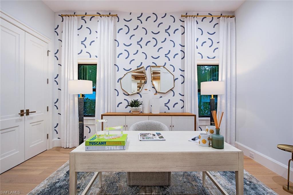 PARK SHORE - Residential