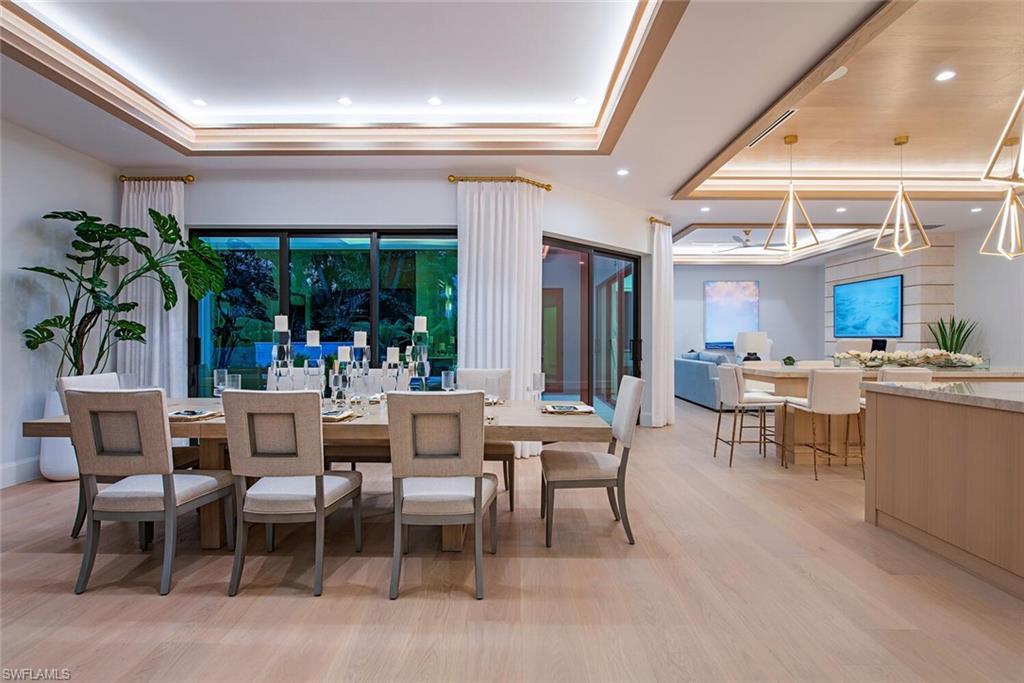 PARK SHORE - Residential