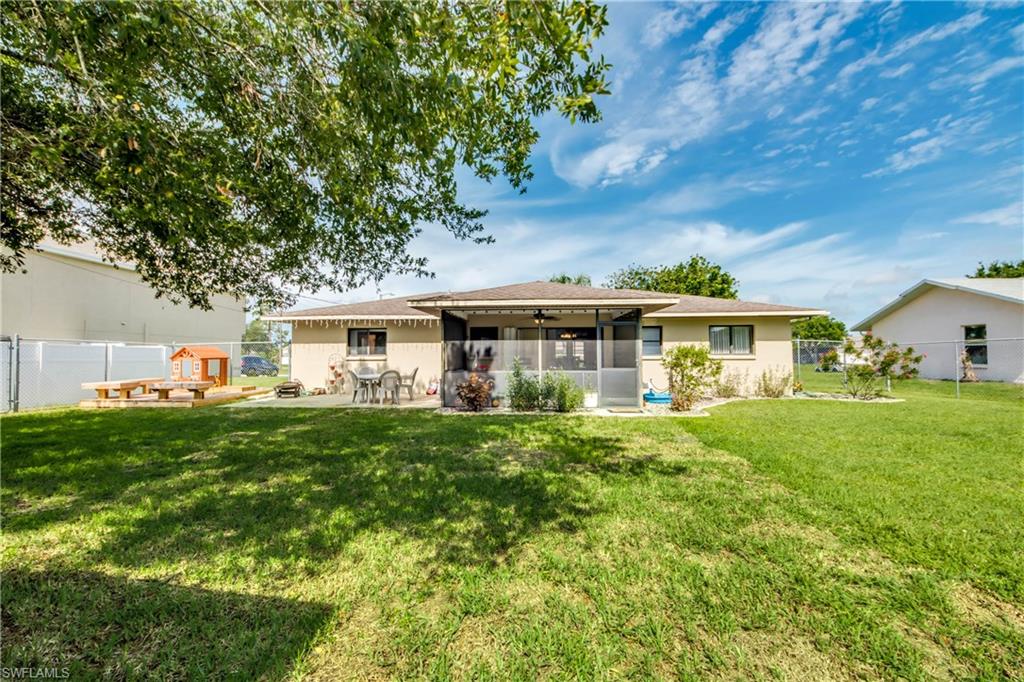 CAPE CORAL - Residential