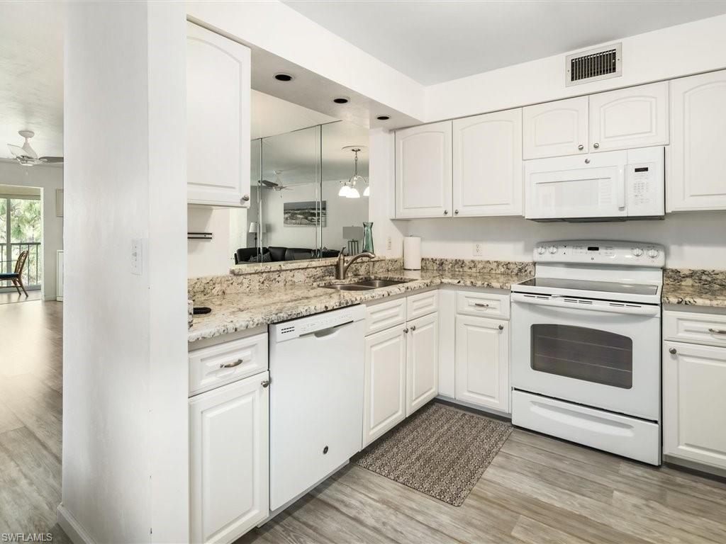 FOXMOOR - Residential