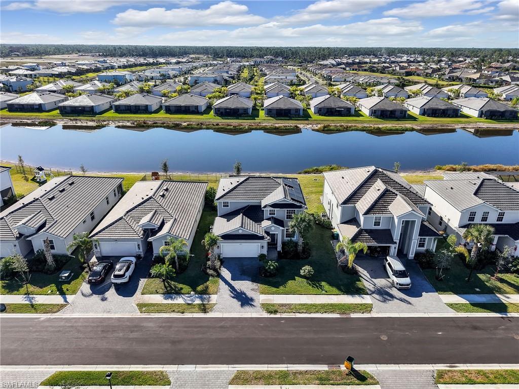 GROVES AT ORANGE BLOSSOM - Residential