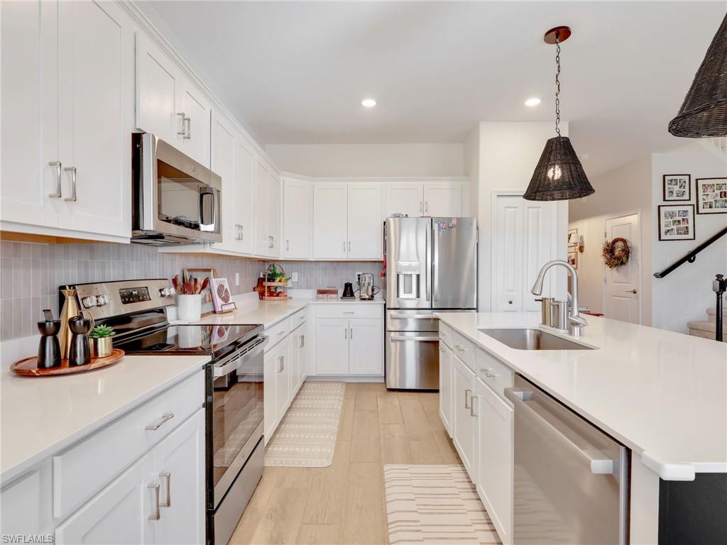 GROVES AT ORANGE BLOSSOM - Residential