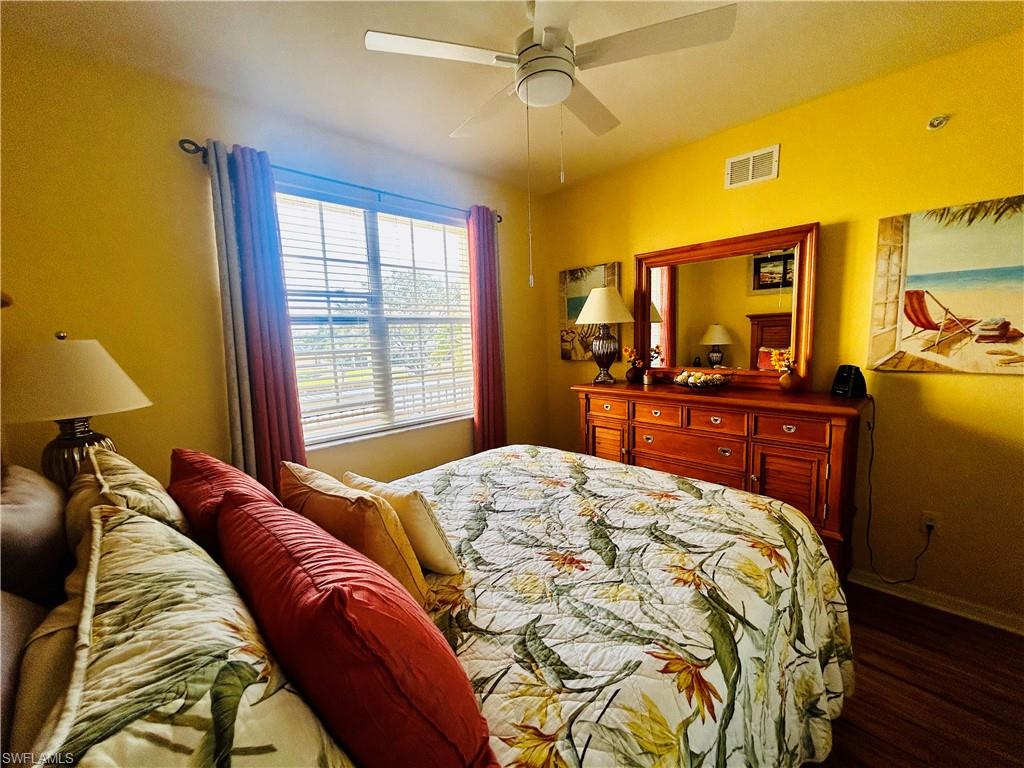 VAN LOON COMMONS - Residential