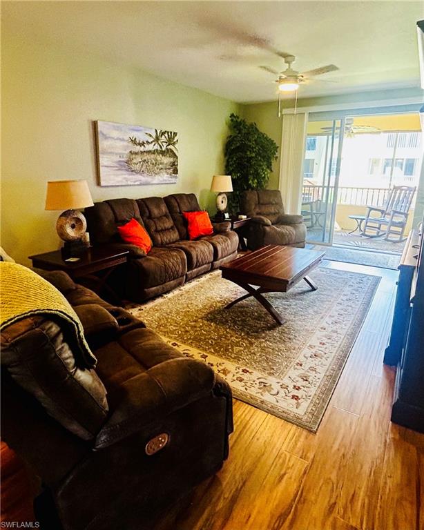 VAN LOON COMMONS - Residential