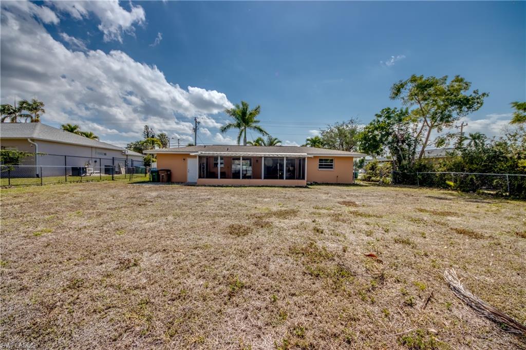 CAPE CORAL - Residential